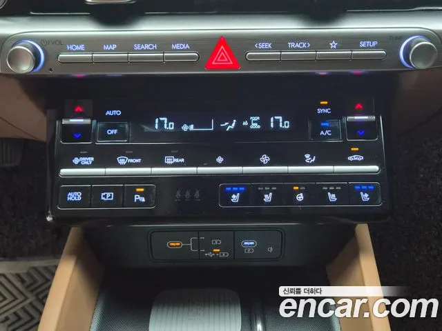 Hyundai Grandeur GN7 — Фото автомобиля 12