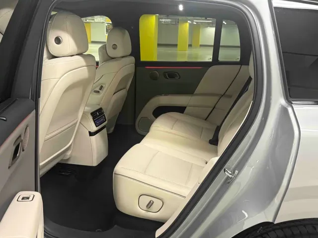 Li Auto i6 — Фото автомобиля 4