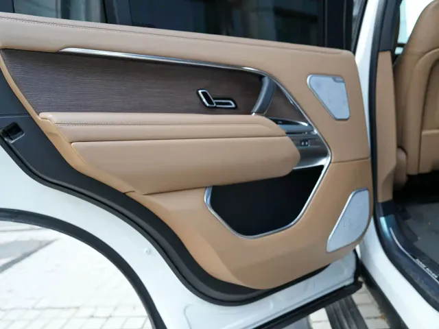 Land Rover Range Rover — Фото автомобиля 13