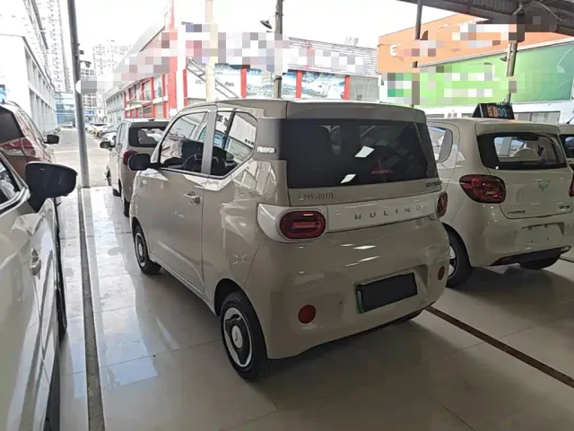 Wuling Hongguang Mini EV — Фото автомобиля 4