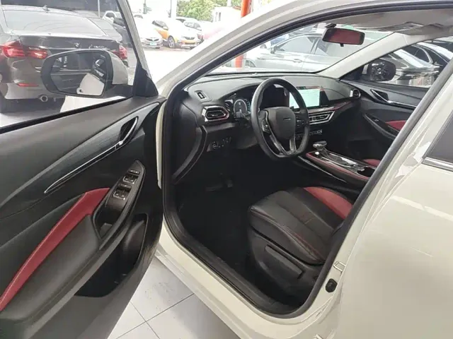 Changan Oushang X5 — Фото автомобиля 15