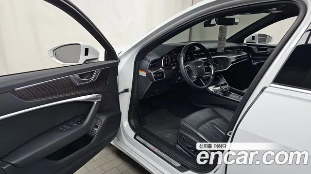 Audi A6 C8 — Фото автомобиля 14