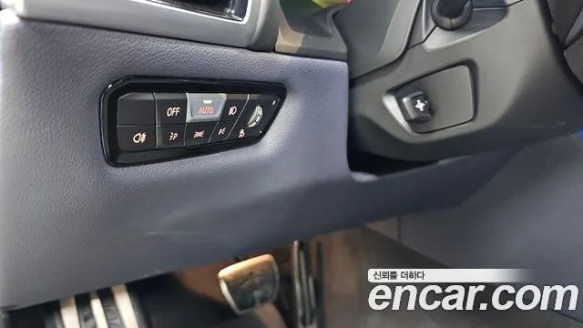 BMW 8 Series G15 — Фото автомобиля 20
