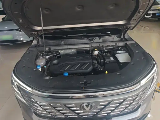 Changan CS75 Plus — Фото автомобиля 19