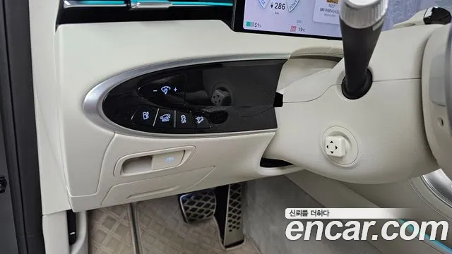 Genesis GV70 Electrified — Фото автомобиля 26