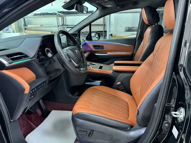 Toyota Granvia — Фото автомобиля 7