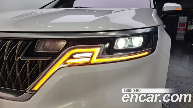 Kia Carnival — Фото автомобиля 7