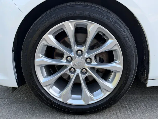 Cadillac CT5 — Фото автомобиля 15