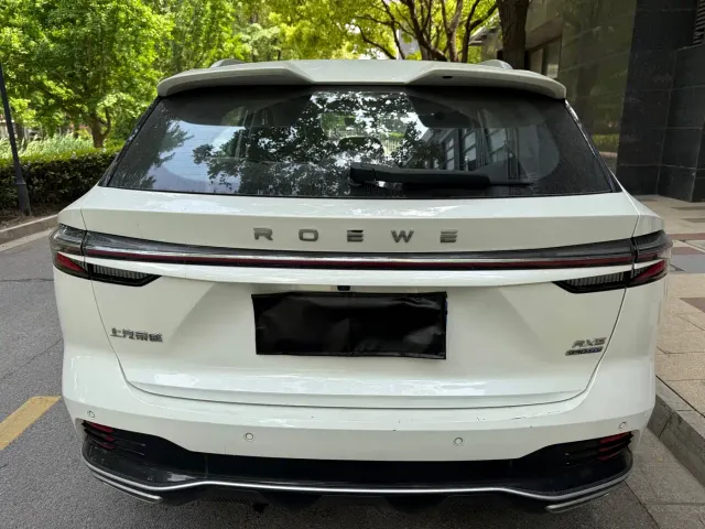 Roewe RX5 — Фото автомобиля 8