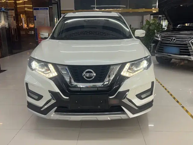 Nissan X-Trail — Фото автомобиля 16