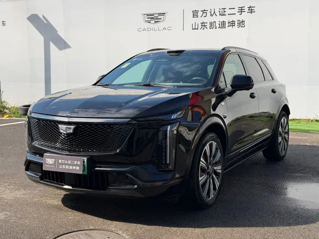 Фотография автомобиля — Cadillac XT5 PHEV