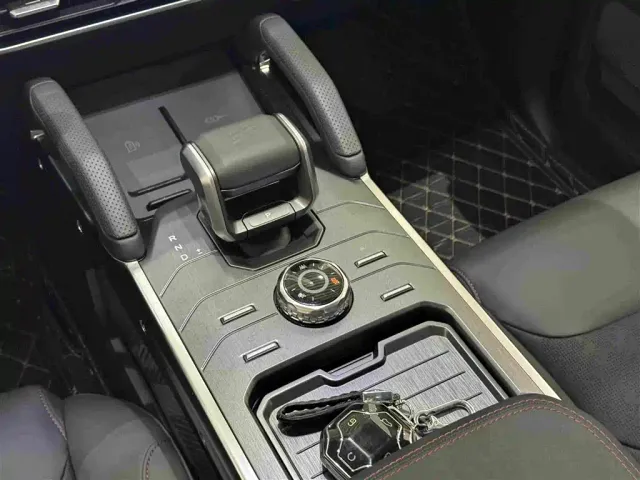 Jetour T2 — Фото автомобиля 12