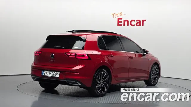 Volkswagen Golf Golf 8 поколение 2.0 TDI Prestige — Фото автомобиля 2