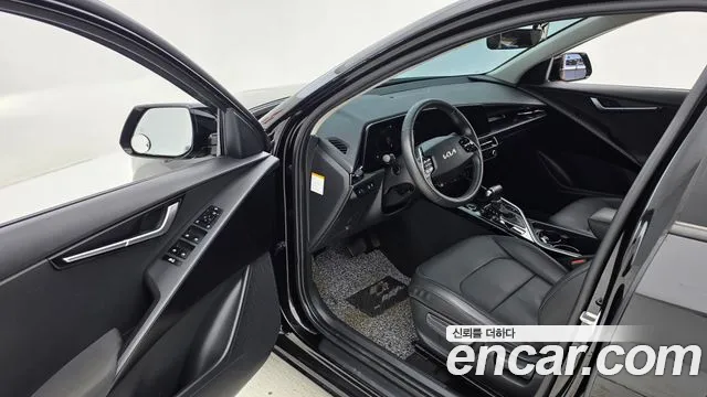 Kia Niro The All New — Фото автомобиля 10