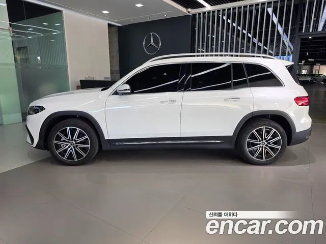 Mercedes-Benz EQB X243 — Фото автомобиля 6