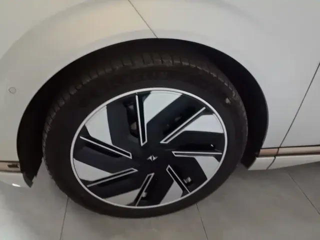 Dongfeng eπ 008 — Фото автомобиля 22