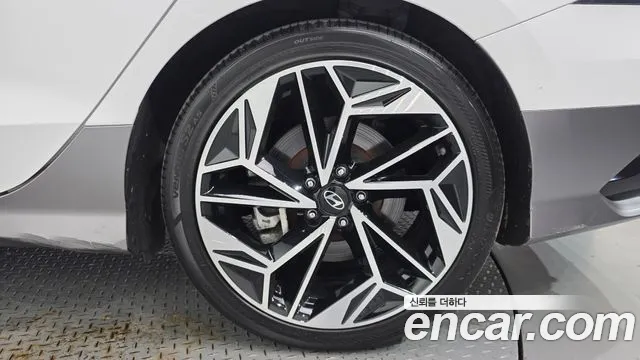 Hyundai Ioniq6 — Фото автомобиля 19