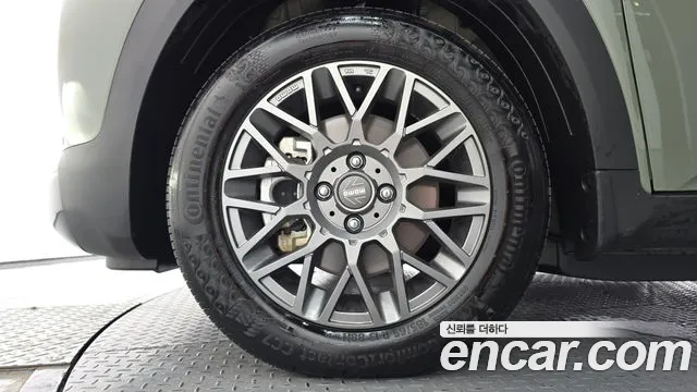 Hyundai Casper Casper Electric Inspiration — Фото автомобиля 5