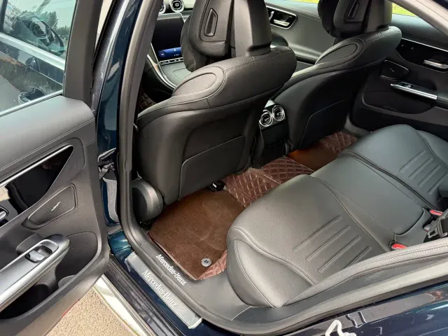 Mercedes-Benz C-Class — Фото автомобиля 12