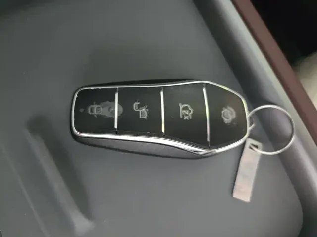 BYD Seal 07 DM-i — Фото автомобиля 8