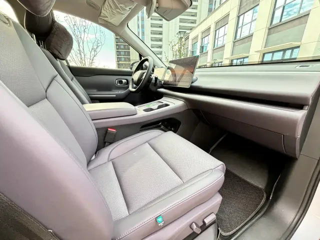 Leapmotor C16 — Фото автомобиля 23