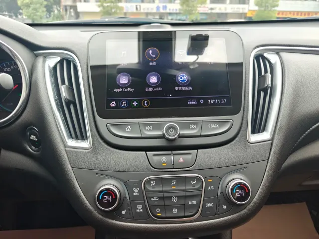 Chevrolet Malibu XL — Фото автомобиля 7