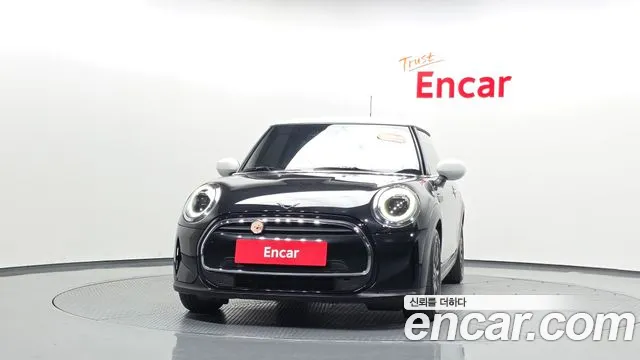 MINI Cooper — Фото автомобиля 3