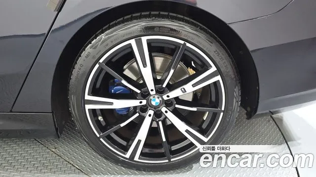 BMW 5-Series 5 серия (G60) 530i xDrive M Sport — Фото автомобиля 19