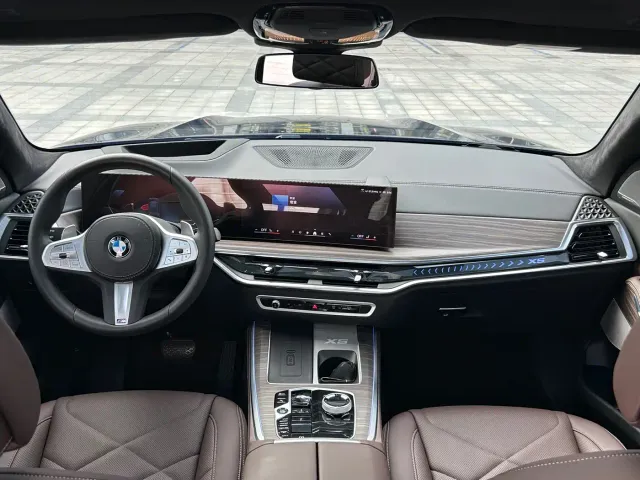 BMW X5 — Фото автомобиля 10