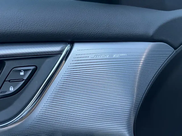 Cadillac CT5 — Фото автомобиля 24