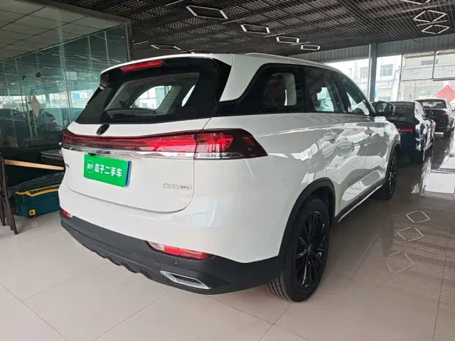 Changan CS75 — Фото автомобиля 6