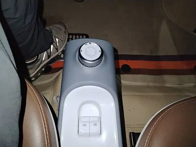 Wuling Hongguang Mini EV — Фото автомобиля 13