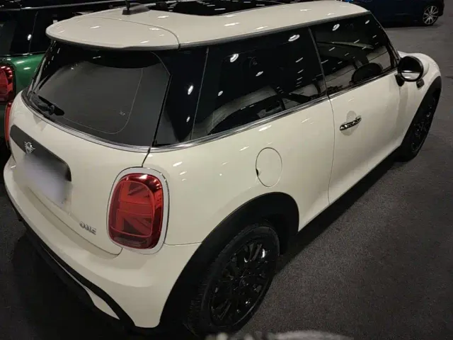 MINI Hatch — Фото автомобиля 4