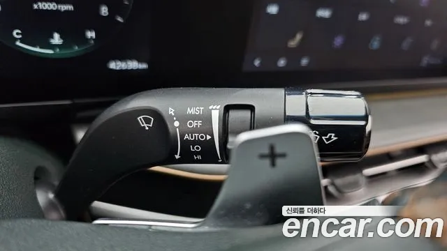 Hyundai Grandeur Grandeur (GN7) 3.5 Бензин 4WD — Фото автомобиля 5