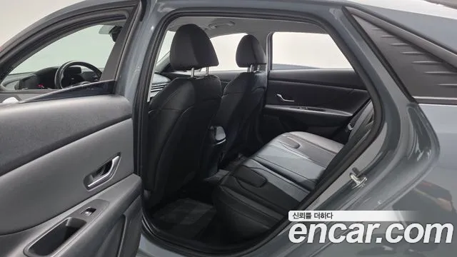 Hyundai Avante CN7 — Фото автомобиля 25