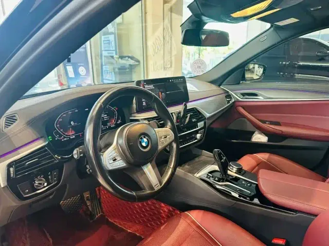 BMW 5 Series — Фото автомобиля 5