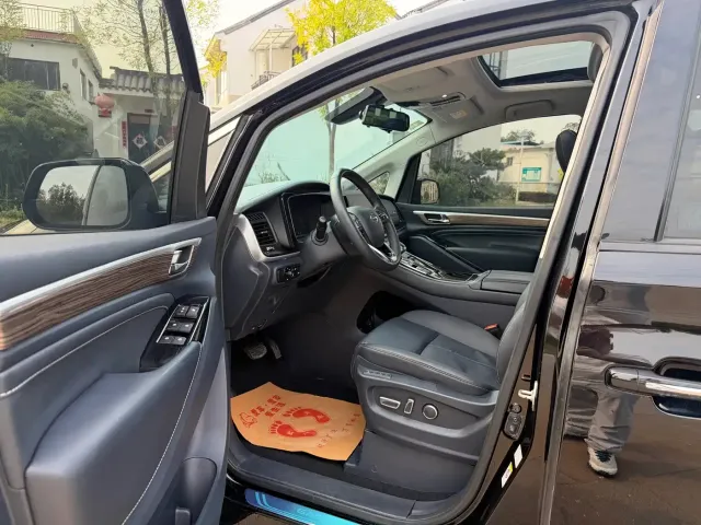 GAC Trumpchi M8 — Фото автомобиля 8