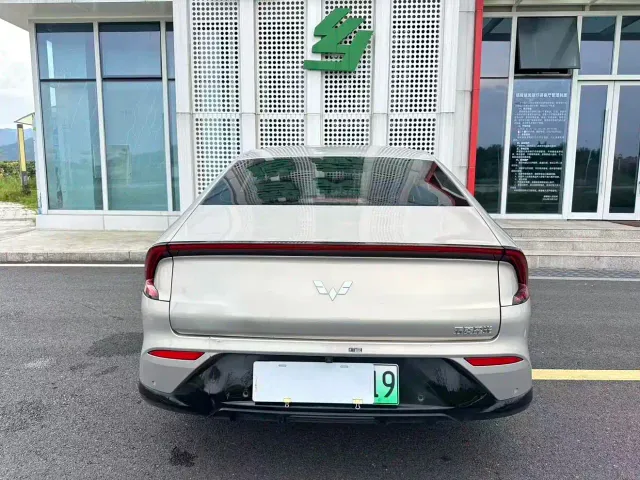 Wuling Starlight — Фото автомобиля 6