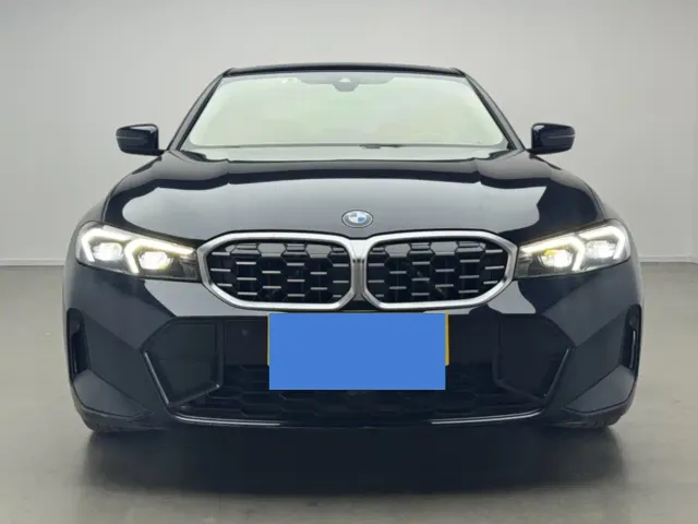 BMW 3 Series — Фото автомобиля 2