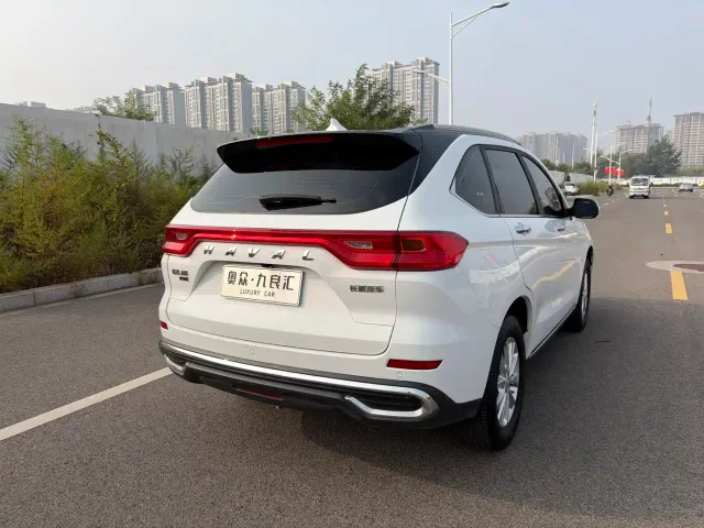 Haval M6 — Фото автомобиля 9