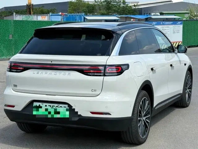 Leapmotor C11 — Фото автомобиля 7