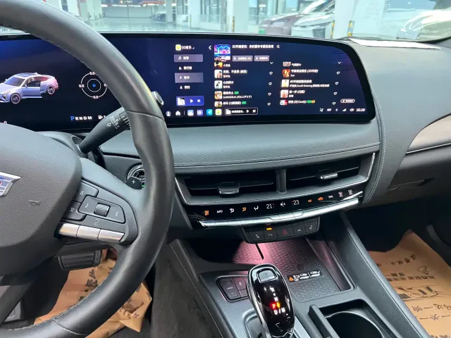 Cadillac CT5 — Фото автомобиля 7