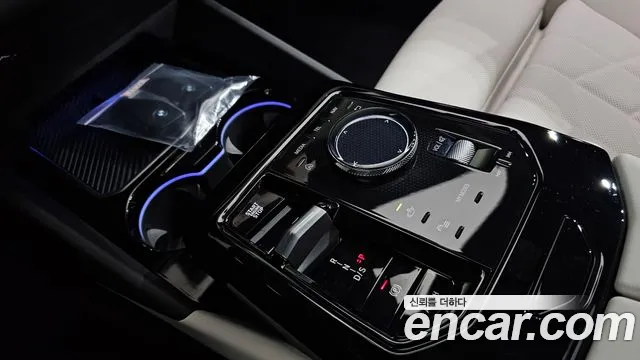 BMW 5 Series — Фото автомобиля 12