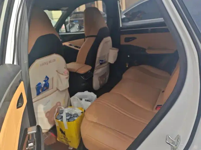 Geely Galaxy L7 — Фото автомобиля 11