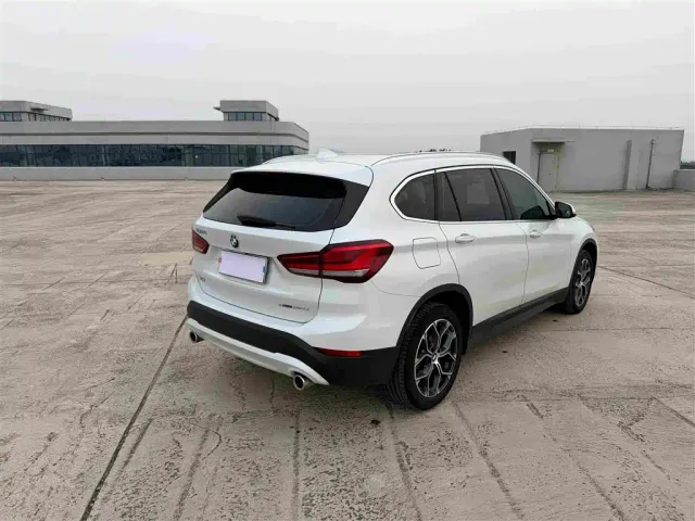 BMW X1 — Фото автомобиля 9