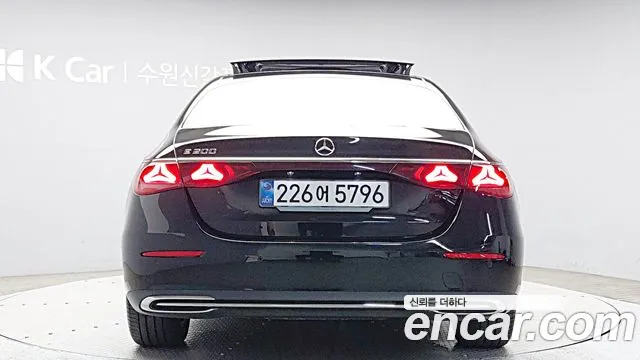 Mercedes-Benz E-Class W214 — Фото автомобиля 12