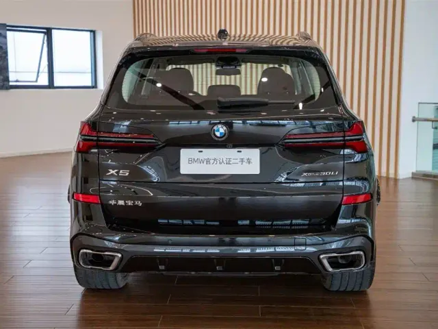 BMW X5 — Фото автомобиля 6