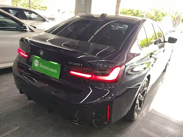 BMW 3 Series — Фото автомобиля 4