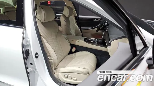 Genesis G80 Бензин 3.5 турбо AWD — Фото автомобиля 10