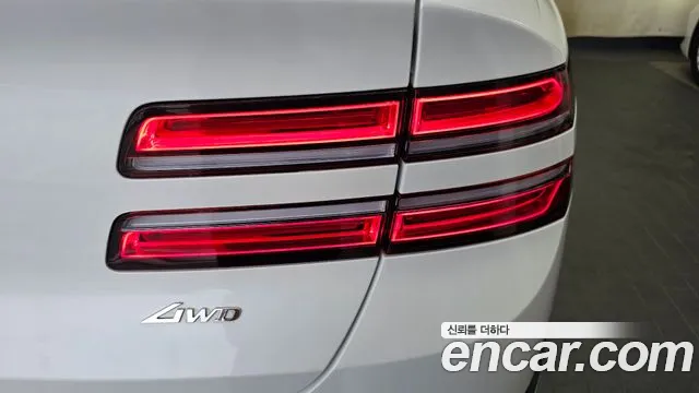 Genesis GV80 2.5T Бензин AWD — Фото автомобиля 18